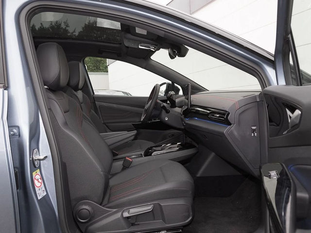 VW ID.5 GTX - автомобили, коли, обяви за нови и употребявани 4