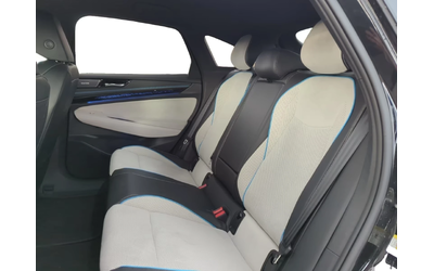 VW ID.7 Pro Matrix Harman - автомобили, коли, обяви за нови и употребявани 7