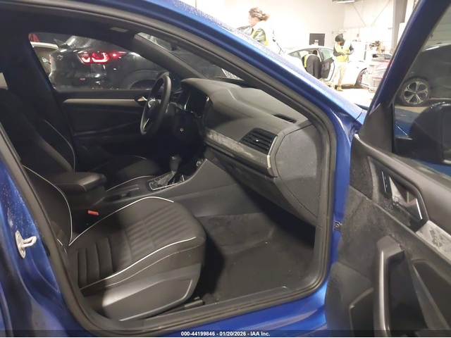 VW Jetta 1.5L I-4 DI, DOHC, VVT, TURBO, 158HP Front Wheel Drive - автомобили, коли, обяви за нови и употребявани 4