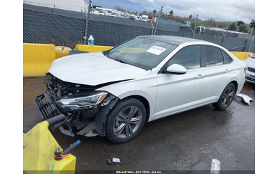 vw-jetta-1-5l-i-4-di-dohc-vvt-turbo-158hp-front-wheel-drive - 1