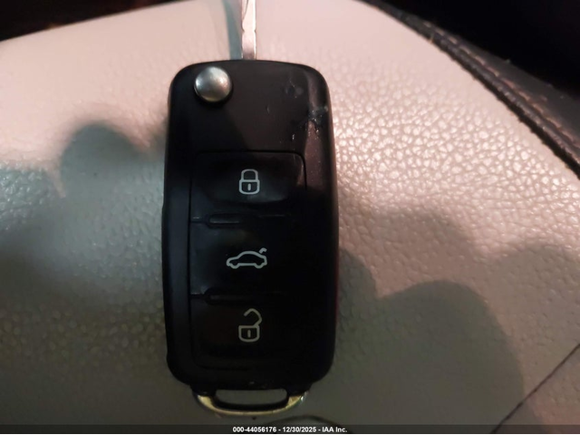 VW JETTA 1.8L I-4 DI, DOHC, VVT, TURBO, 170HP Front Wheel Drive - автомобили, коли, обяви за нови и употребявани 10