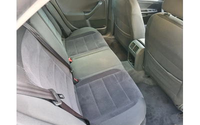 VW Jetta 1, 600 EURO4 - автомобили, коли, обяви за нови и употребявани 9