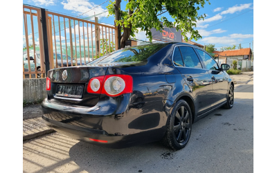 VW Jetta 2, 000 TDI EURO4 - автомобили, коли, обяви за нови и употребявани 6