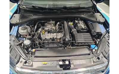 VW Jetta HIGHLINE - автомобили, коли, обяви за нови и употребявани 11