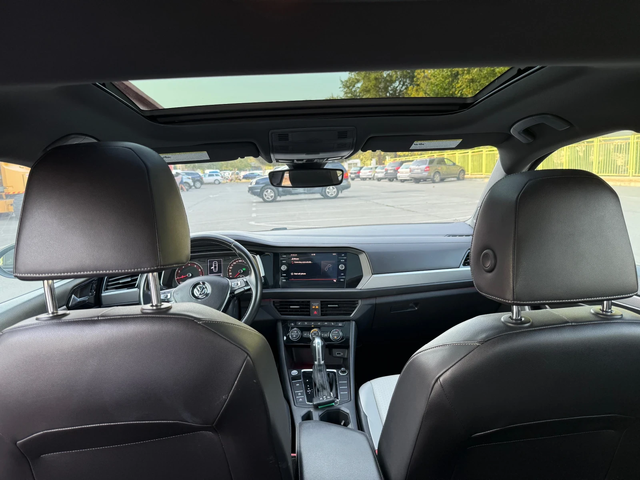 VW Jetta R-line* DISTR* LineAssist* М.Точка* CarPlay* ПОДГ* - автомобили, коли, обяви за нови и употребявани 11