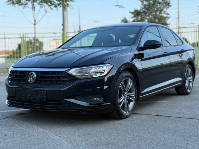 VW Jetta R-line* DISTR* LineAssist* М.Точка* CarPlay* ПОДГ* - автомобили, коли, обяви за нови и употребявани 4