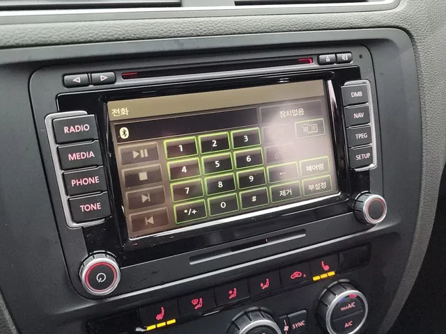 VW Jetta 2.0 TDI - автомобили, коли, обяви за нови и употребявани 13