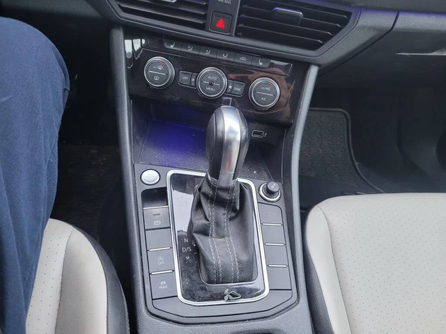 VW Jetta Highline* FWD* АвтоКредит* (ЦЕНА ДО БГ) - автомобили, коли, обяви за нови и употребявани 14