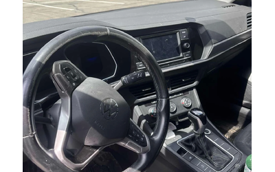 vw-jetta - 4