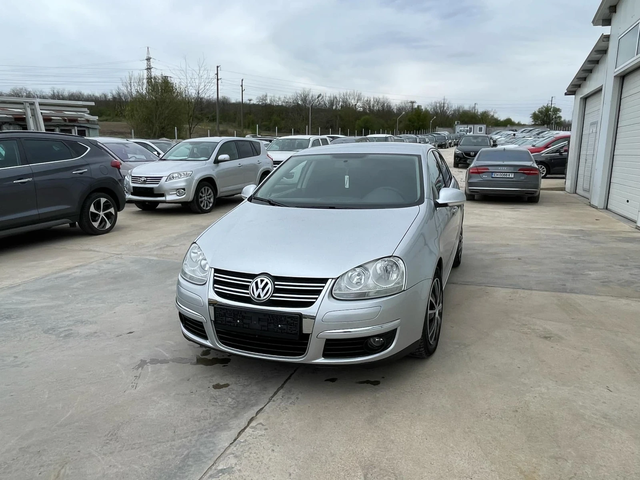 VW Jetta 1.9tdi 105k.c * Nova* UNIKAT* - автомобили, коли, обяви за нови и употребявани 0
