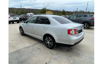 vw-jetta - 3