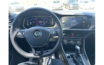 VW Jetta КОЖА, ПОДРЕВ, НАВИ, СЕРВИЗНА ИСТОРИЯ, ЦЕНА ДО БГ - автомобили, коли, обяви за нови и употребявани 11