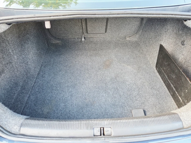 VW Jetta 1, 600EURO4 - автомобили, коли, обяви за нови и употребявани 12
