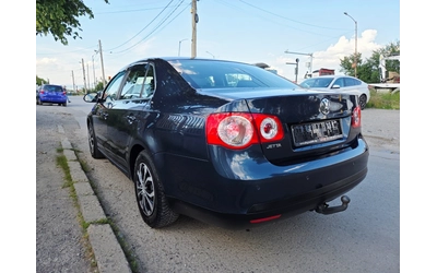 vw-jetta - 4