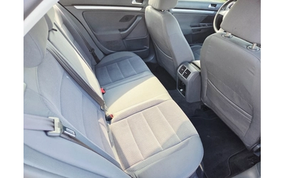 VW Jetta 1, 600EURO4 - автомобили, коли, обяви за нови и употребявани 9