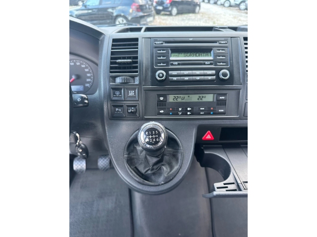 VW Multivan 2.5TDI 131kc 4x4 LONG - автомобили, коли, обяви за нови и употребявани 11