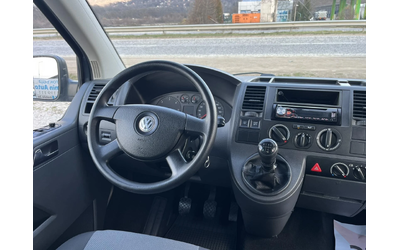 VW Multivan 1.9TDI 116кс. КЛИМАТРОНИК АВТОПИЛОТ EURO 4 - автомобили, коли, обяви за нови и употребявани 11