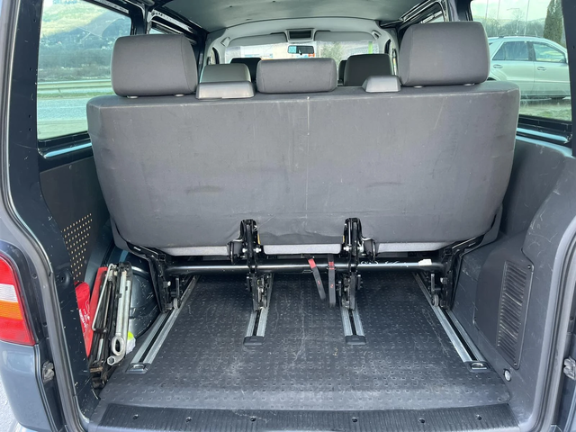 VW Multivan 1.9TDI 116кс. КЛИМАТРОНИК АВТОПИЛОТ EURO 4 - автомобили, коли, обяви за нови и употребявани 14