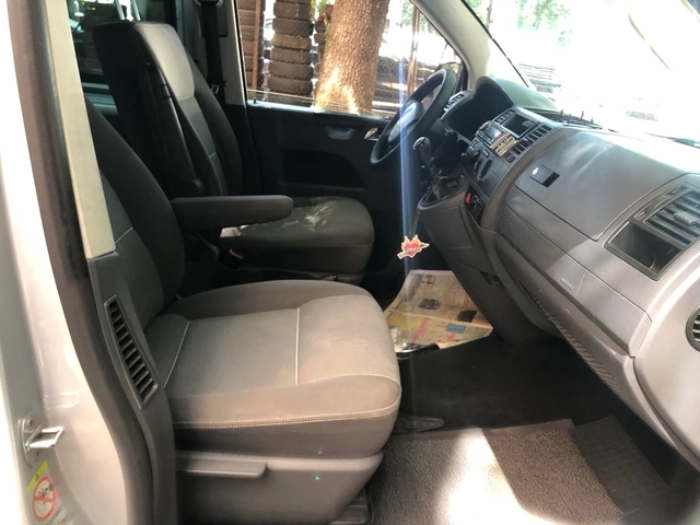 VW Multivan 2.5TDi - 4Motion - автомобили, коли, обяви за нови и употребявани 10