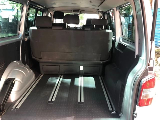 VW Multivan 2.5TDi - 4Motion - автомобили, коли, обяви за нови и употребявани 8