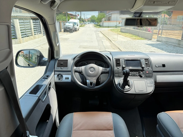 VW Multivan PanAmericana-2.0BiTDI-AVTOMAT-4X4-CH - автомобили, коли, обяви за нови и употребявани 9