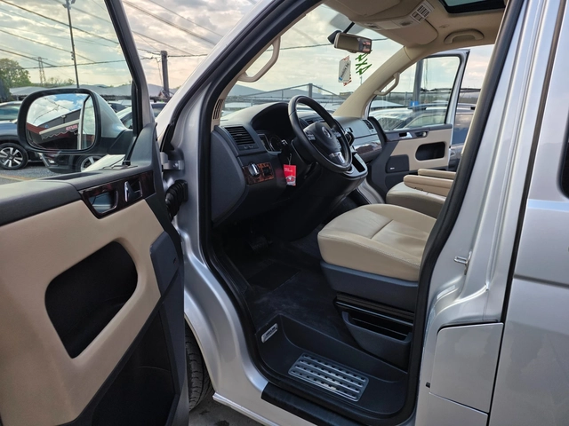 VW Multivan HIGHLINE 2.0 TDI-179к.с 4х4-ШВЕЙЦАРИЯ - автомобили, коли, обяви за нови и употребявани 12
