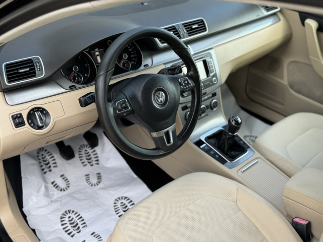 VW PASSAT 1.6TDI*HIGHLINE*BLUEMOTION* - автомобили, коли, обяви за нови и употребявани 9