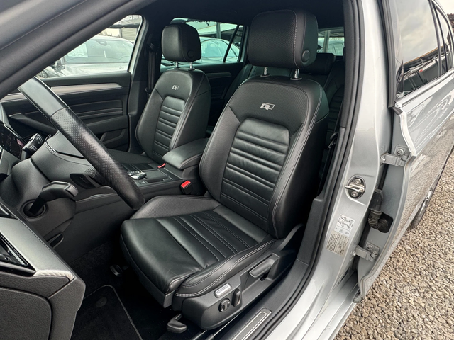VW Passat 2.0 TDI 4m R Line ! SWISS ! - автомобили, коли, обяви за нови и употребявани 6