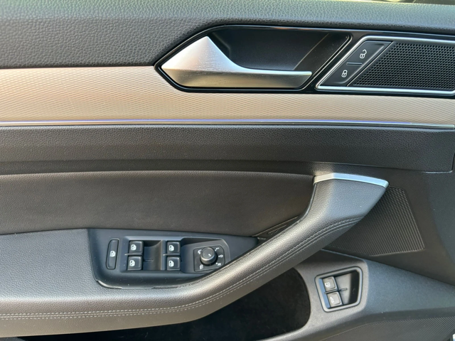 VW Passat GTE/1, 400/PLUG IN HYBRID/EURO6 - автомобили, коли, обяви за нови и употребявани 13