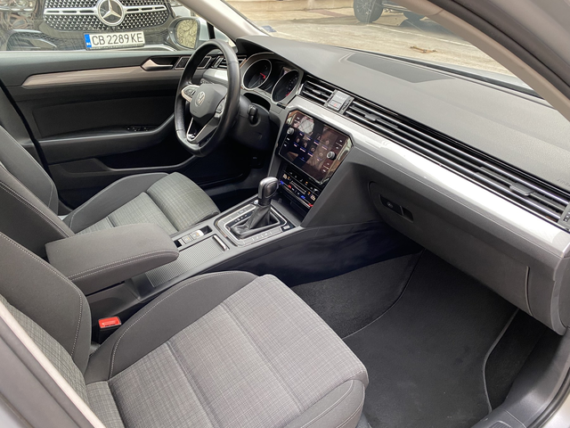 VW Passat 2.0 TDI EVO / DSG7 / Business / LED/ACC - автомобили, коли, обяви за нови и употребявани 10