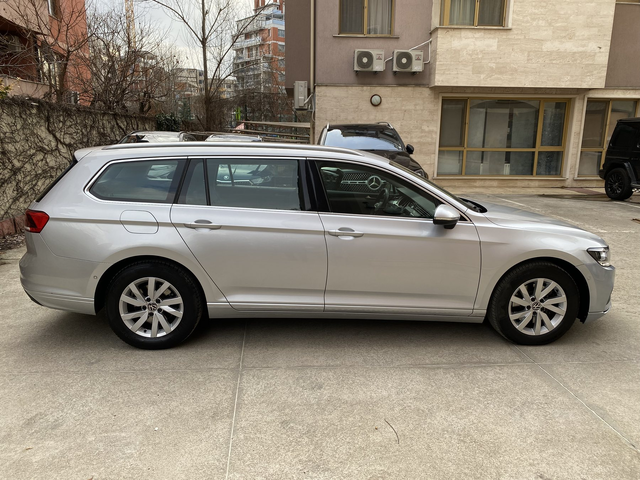 VW Passat 2.0 TDI EVO / DSG7 / Business / LED/ACC - автомобили, коли, обяви за нови и употребявани 3