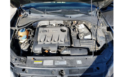 VW Passat 2.0L 4 Front-wheel Drive - автомобили, коли, обяви за нови и употребявани 11