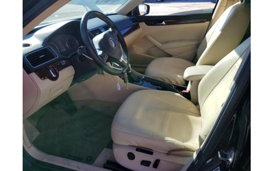 VW Passat 2.0L 4 Front-wheel Drive - автомобили, коли, обяви за нови и употребявани 7