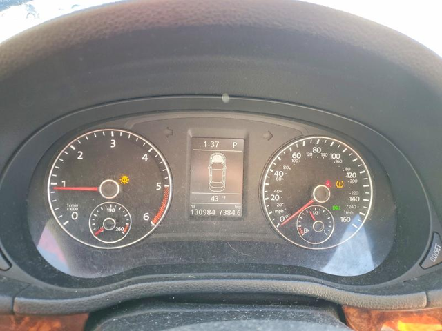 VW Passat 2.0L 4 Front-wheel Drive - автомобили, коли, обяви за нови и употребявани 9