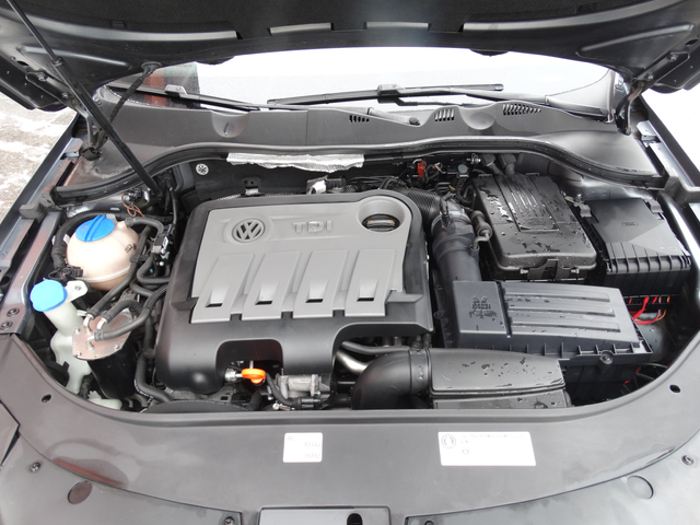 VW Passat 2.0tdi - автомобили, коли, обяви за нови и употребявани 15