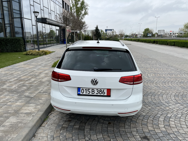 VW Passat 2.0TDI 150 к.с. Full led Disronik Navigation - автомобили, коли, обяви за нови и употребявани 9