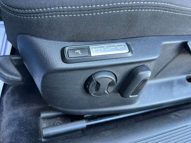 VW Passat 2.0TDI - автомобили, коли, обяви за нови и употребявани 13
