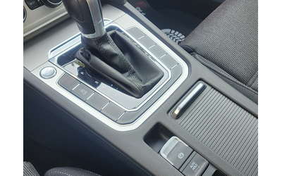 VW Passat 2.0TDI DSG - автомобили, коли, обяви за нови и употребявани 10