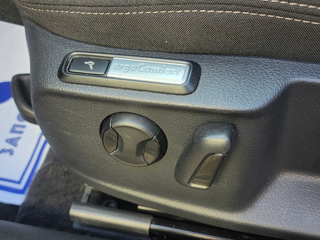 VW Passat 2.0TDI DSG - автомобили, коли, обяви за нови и употребявани 12