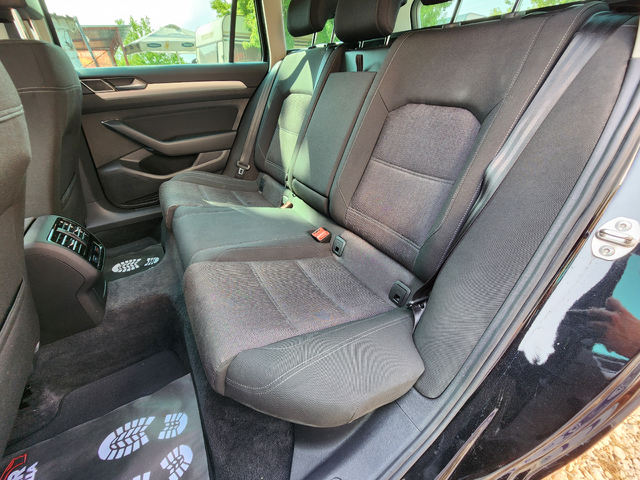 VW Passat 2.0TDI DSG - автомобили, коли, обяви за нови и употребявани 15