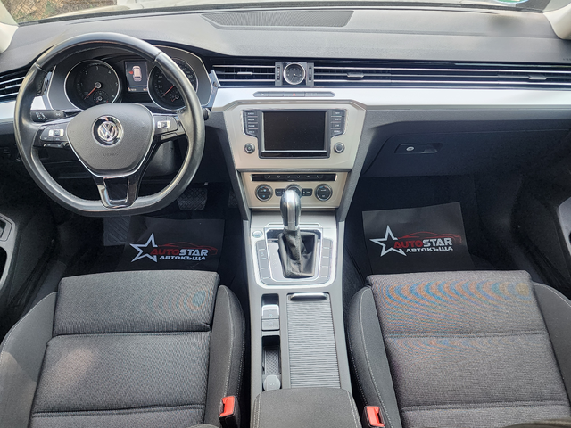 VW Passat 2.0TDI DSG - автомобили, коли, обяви за нови и употребявани 5