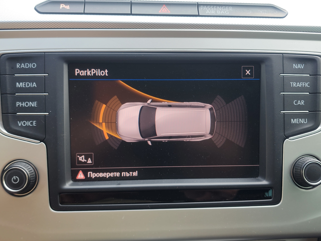 VW Passat 2.0TDI DSG - автомобили, коли, обяви за нови и употребявани 8