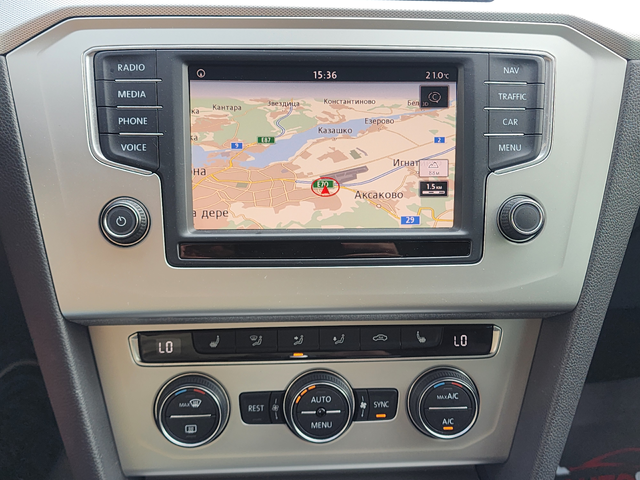 VW Passat 2.0TDI DSG - автомобили, коли, обяви за нови и употребявани 9