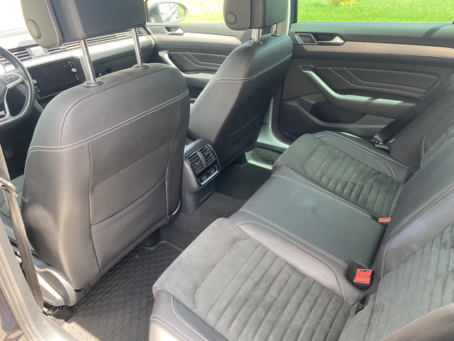 VW Passat 2.0TDI/ DSG/ 200кс./ 4x4/ Elegance - автомобили, коли, обяви за нови и употребявани 11