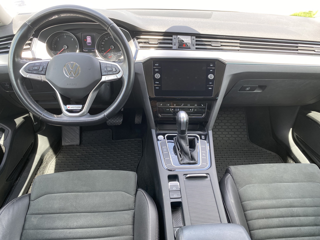 VW Passat 2.0TDI/ DSG/ 200кс./ 4x4/ Elegance - автомобили, коли, обяви за нови и употребявани 8