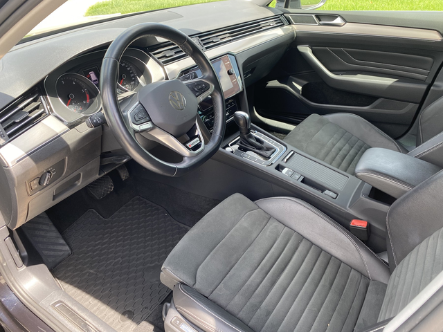 VW Passat 2.0TDI/ DSG/ 200кс./ 4x4/ Elegance - автомобили, коли, обяви за нови и употребявани 9
