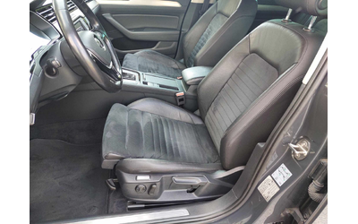 VW Passat 2, 0TDI 240ps 4x4 HIGHLINE - автомобили, коли, обяви за нови и употребявани 7