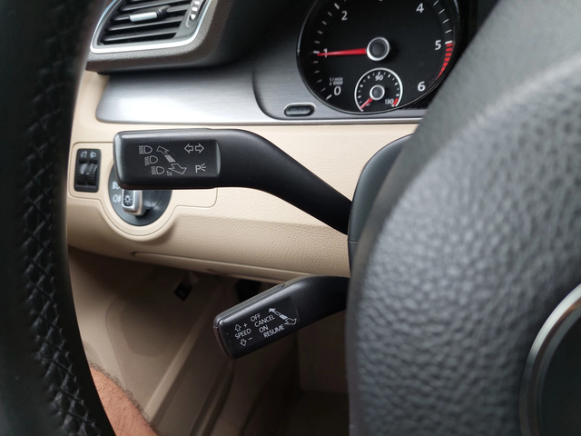 VW Passat 7 2, 0TDI 140ps DSG NAVI - автомобили, коли, обяви за нови и употребявани 13