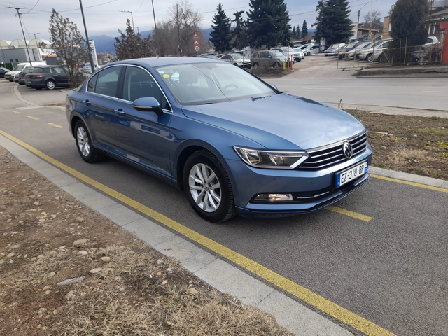 VW Passat FACELIFT-1.6TDI-NAVI-2018-6ск - автомобили, коли, обяви за нови и употребявани 1