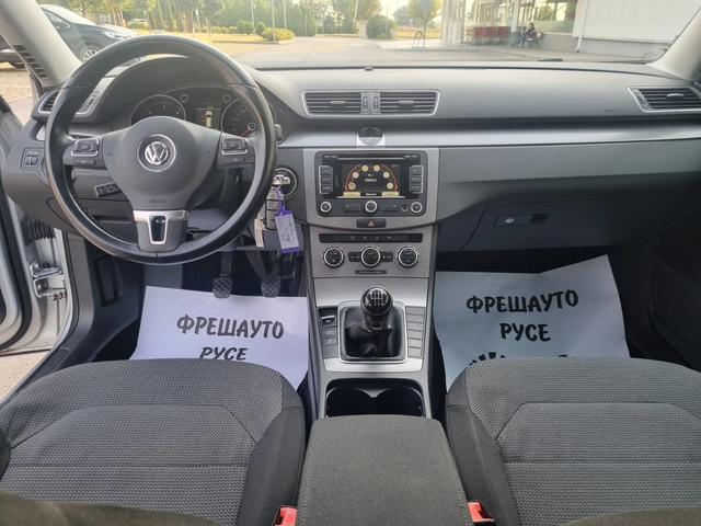 VW Passat 1.6tdi EVRO5-B - автомобили, коли, обяви за нови и употребявани 13